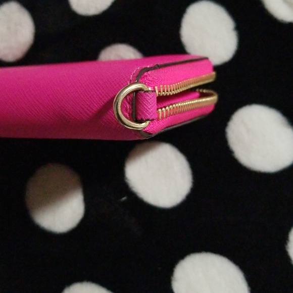 Michael Kors Wristlet wallet - Picture 3 of 5